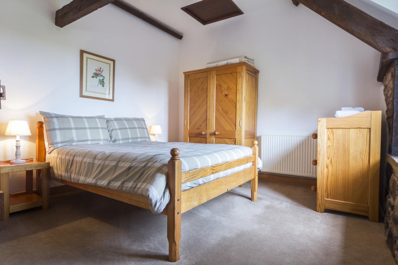 Three Gates Farm Holiday Cottages Huntsham Exterior photo